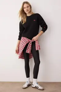 TRENDYOLMİLLA Black Regular/Normal Pattern Embroidery Detailed Thick Knitting Sweatshirt with Fleece Inside - Image 2