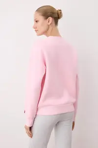 TRENDYOLMİLLA Light Pink Regular/Normal Pattern Embroidery Detailed Thick Knitting Sweatshirt with Fleece Inside - Image 4