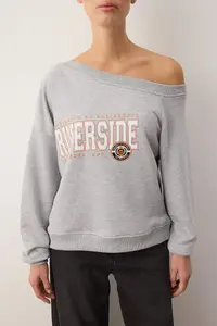 TRENDYOLMİLLA Gray Melange Anthracite Slogan Printed Light Omuzlu Knitting Sweatshirt - Image 4
