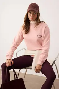 TRENDYOLMİLLA Light Dusty Rose Oversized Pattern Embroidered Thick Fleece Inside Knitting Sweatshirt