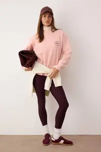 TRENDYOLMİLLA Light Dusty Rose Oversized Pattern Embroidered Thick Fleece Inside Knitting Sweatshirt - Image 2