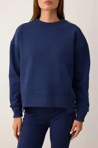 TRENDYOLMİLLA Navy Blue Oversized/Wide Pattern Sewing Detail Thick Fleece Inside Knitting Sweatshirt - Image 3