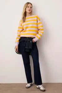 TRENDYOLMİLLA Multicolored Regular/Normal Pattern Knitting Sweatshirt - Image 2