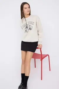 TRENDYOLMİLLA Teen Stone Printed Oversized/Wide Pattern Thick Knitting Sweatshirt with Fleece Inside - Image 3