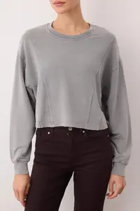 TRENDYOLMİLLA Gray relaxed/Rahat Pattern Sewing Detailed Knitting Sweatshirt - Image 3
