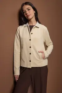 TRENDYOLMİLLA Ecru Knitwear Collar Detailed with pocket Thick Fleece Inside Knitting Sweatshirt - Image 2