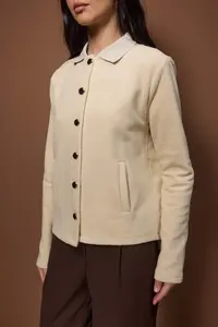TRENDYOLMİLLA Ecru Knitwear Collar Detailed with pocket Thick Fleece Inside Knitting Sweatshirt - Image 3