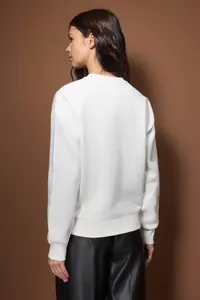 TRENDYOLMİLLA Ecru Thick Regular/Normal Pattern Embroidered Knitting Sweatshirt with Fleece Inside - Image 4