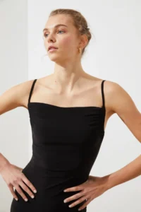 TRENDYOLMİLLA Black Fitted Off-Shoulder Neck Midi Sleeveless Flexible Knitting Midi Pen Dress - Image 2