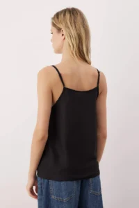 TRENDYOLMİLLA Black Basic Sleeveless Weaving Blouse - Image 4