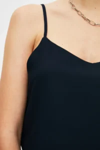 TRENDYOLMİLLA Dark Navy Basic Sleeveless Weaving Blouse - Image 8