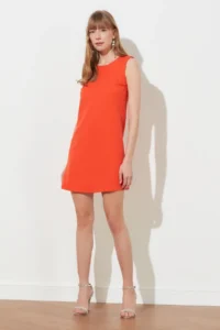 TRENDYOLMİLLA Pomegranate Plain Kesim Sleeveless Crew Neck Mini Weaving Dress - Image 3