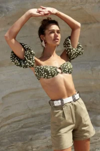 TRENDYOLMiLLA Khaki Belt Detailed Weaving Shorts - Image 6