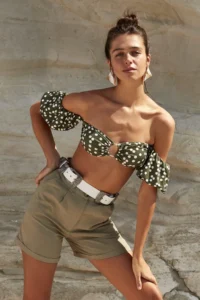 TRENDYOLMiLLA Khaki Belt Detailed Weaving Shorts - Image 7
