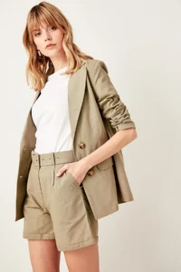 TRENDYOLMiLLA Khaki Belt Detailed Weaving Shorts - Image 8
