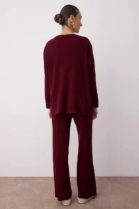 TRENDYOLMİLLA Burgundy Wide Pattern Basic Corduroy Knitwear Top and Bottom Set - Image 4