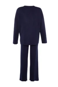 TRENDYOLMİLLA Navy Blue Wide Pattern Basic Fitted Knitwear Top and Bottom Set - Image 6