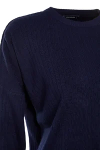 TRENDYOLMİLLA Navy Blue Wide Pattern Basic Fitted Knitwear Top and Bottom Set - Image 7