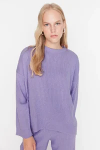 TRENDYOLMİLLA Lilac Wide Pattern Basic Fitted Knitwear Top and Bottom Set - Image 5