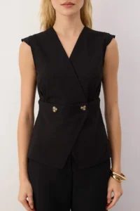 TRENDYOLMİLLA Black Bonnet Button Detailed Double breasted Weaving Blouse - Image 3