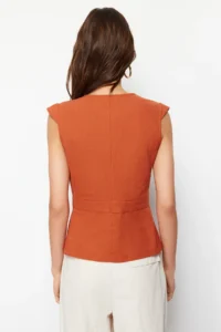 TRENDYOLMİLLA Brick Red Weaving Bonnet Button Detailed Double breasted Blouse - Image 6