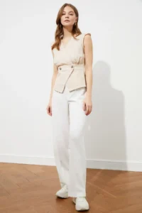 TRENDYOLMİLLA Stone Bonnet Button Detailed Double breasted Weaving Blouse - Image 3