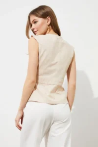 TRENDYOLMİLLA Stone Bonnet Button Detailed Double breasted Weaving Blouse - Image 6