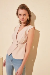 TRENDYOLMİLLA Stone Bonnet Button Detailed Double breasted Weaving Blouse - Image 7