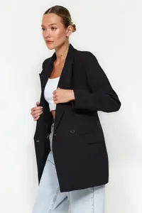 TRENDYOLMİLLA Black Regular Lined Double breasted Kapama Weaving Blazer Jacket - Image 3