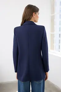 TRENDYOLMİLLA Navy Blue Regular Lined Double breasted Kapama Weaving Blazer Jacket - Image 4