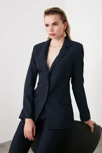 TRENDYOLMİLLA Navy Blue Regular Lined Weaving Blazer Jacket - Image 14