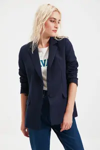 TRENDYOLMİLLA Navy Blue Regular Lined Weaving Blazer Jacket - Image 4