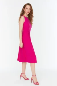 TRENDYOLMİLLA Fuchsia Pleated Lined Midi Weaving Dress - Image 5