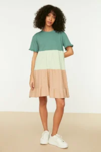 TRENDYOLMİLLA Green 100% Cotton Color Bloklu shift/Plain Mini Knitting Dress - Image 3