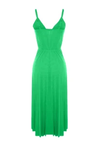 TRENDYOLMİLLA Green Waisted/skater Midi Double breasted pleated Adjustable Sleeveless Knitting Dress - Image 8