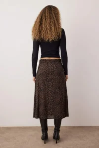 TRENDYOLMiLLA More Sustainable Brown Slit Detailed Leopard Patterned Midi Weaving Skirt - Image 4