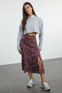 TRENDYOLMiLLA Burgundy Slit Detailed Flower Patterned Viscose Fabric Midi Weaving Skirt - Image 3