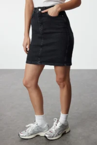 TRENDYOLMiLLA Black High Waist Mini comfort/Flexible denim Skirt - Image 4
