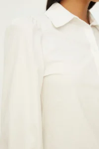 TRENDYOLMİLLA White Balloon Sleeve Cotton Regular Normal Pattern Weaving Shirt - Image 4