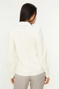 TRENDYOLMİLLA White Balloon Sleeve Cotton Regular Normal Pattern Weaving Shirt - Image 5