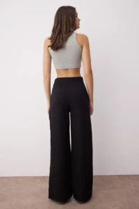 TRENDYOLMİLLA Black Wide Leg/Wide Leg Sides buttoned Weaving Dress Pants - Image 5