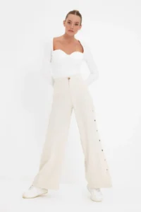 TRENDYOLMİLLA Stone Wide Leg/Wide Leg Sides buttoned Weaving Dress Pants - Image 3