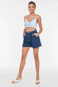 TRENDYOLMiLLA Mavi More Sustainable pleated High Waist City Size denim Shorts - Image 4