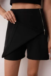 TRENDYOLMiLLA Black Zipper Detailed Weaving Shorts Skirt - Image 5