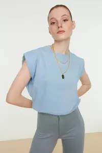 TRENDYOLMİLLA Mavi 100% Cotton Wadding Look Basic Crew Neck Knitting T-Shirt