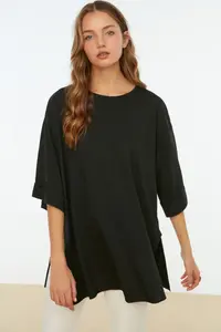 TRENDYOLMİLLA Black Double Sleeve Wide Cut Asymmetric Boyfriend Knitting T-Shirt - Image 2