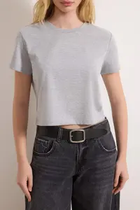 TRENDYOLMİLLA Gray Melange-Black 2 Sets Paket 100% Cotton Crop Crew Neck Knitting T-Shirt - Image 3