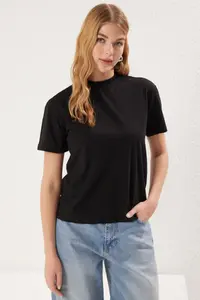 TRENDYOLMİLLA Black-Black 2 Sets Paket 100% Cotton Basic Dog collar Knitting T-Shirt - Image 3