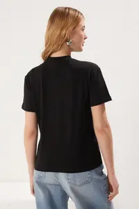 TRENDYOLMİLLA Black-Black 2 Sets Paket 100% Cotton Basic Dog collar Knitting T-Shirt - Image 5
