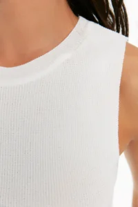 TRENDYOLMİLLA Ecru Crew Neck Crop Blouse - Image 4